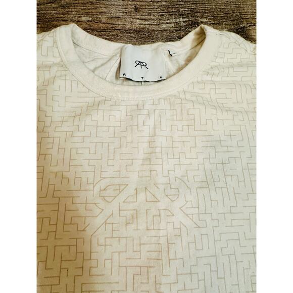 RTA men’s oversized etched logo Tee - Picture 2 of 7